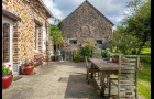 Deux maisons de charme, une grange, un étang sur 1,30 Hectares à la campagne